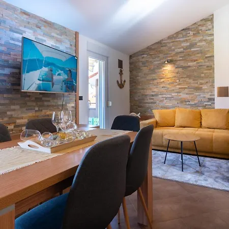 Penthouse Gea Apartman