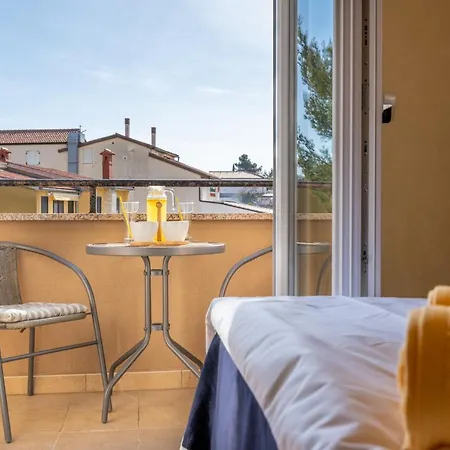 Penthouse Gea Premantura