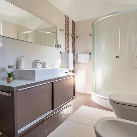 Penthouse Gea Apartment Premantura