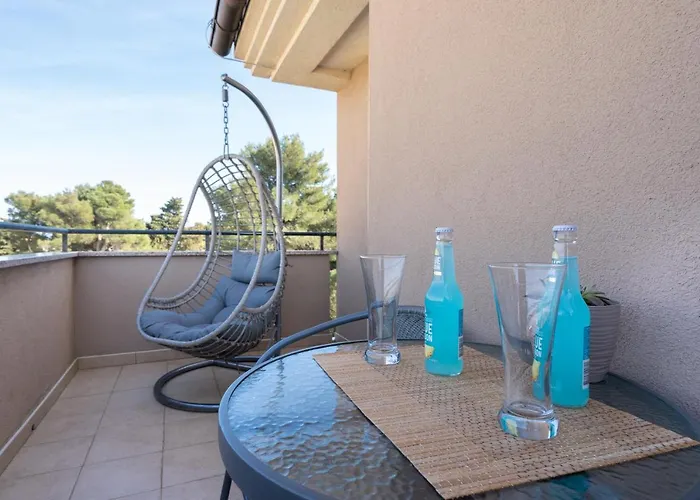 Penthouse Gea *