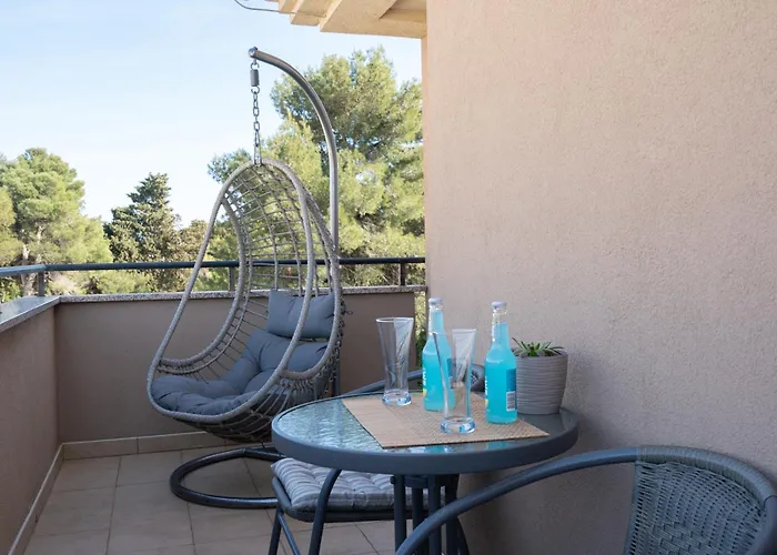 Penthouse Gea *